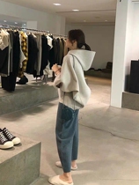 2021 new autumn and winter celebrities Xiaoxiangfeng fried street Hepburn style leisure fashion professional two-piece female winter