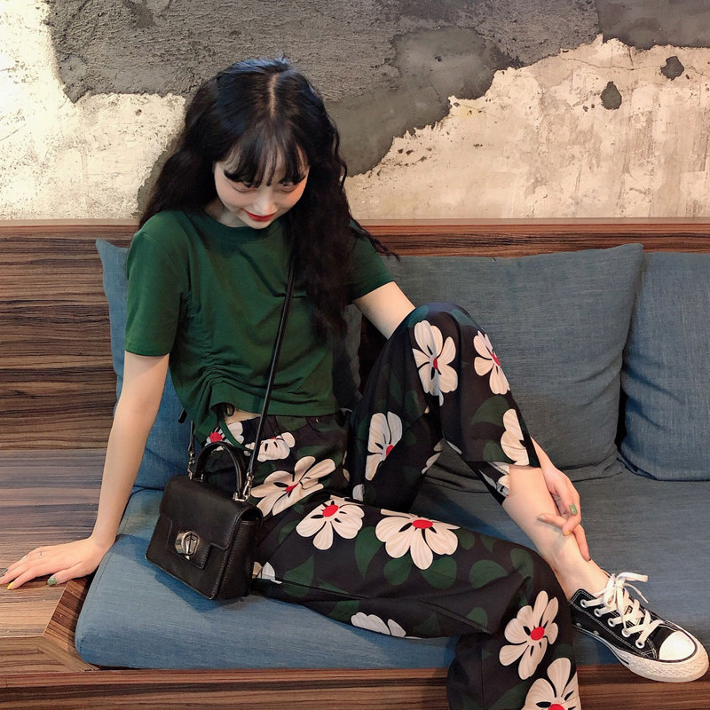 celebrity small incense wind suit pants, western style, light mature, age reduction, royal sister, elegant and gentle temperament, female jumper fashion vacation