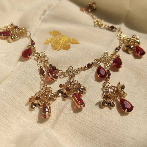 이국적인 댄서 고대 스타일 발목 체인 디아오 chan 파생 색조 발목 액세서리 한 란 요소 Dunhuang Feitian Hand Jewelry Bracelet 이국적인 댄서 고대 스타일 발목 체인 디아오 chan 파생 색조 발목 액세서리 한 란 요소 Dunhuang Feitian Hand Jewelry Bracelet