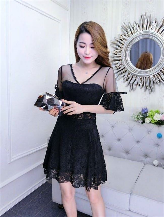 Câu lạc bộ đêm mùa hè năm 2020 của phụ nữ sexy cổ chữ v váy ren thấp trumpet váy ngắn tay mỏng mảnh mai - A-Line Váy