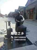 Ancient Street pedestrian street Qing Dynasty haircut head sculpture glass fiber reinforced plastic figure folk sketch sculpture custom real bronze statue