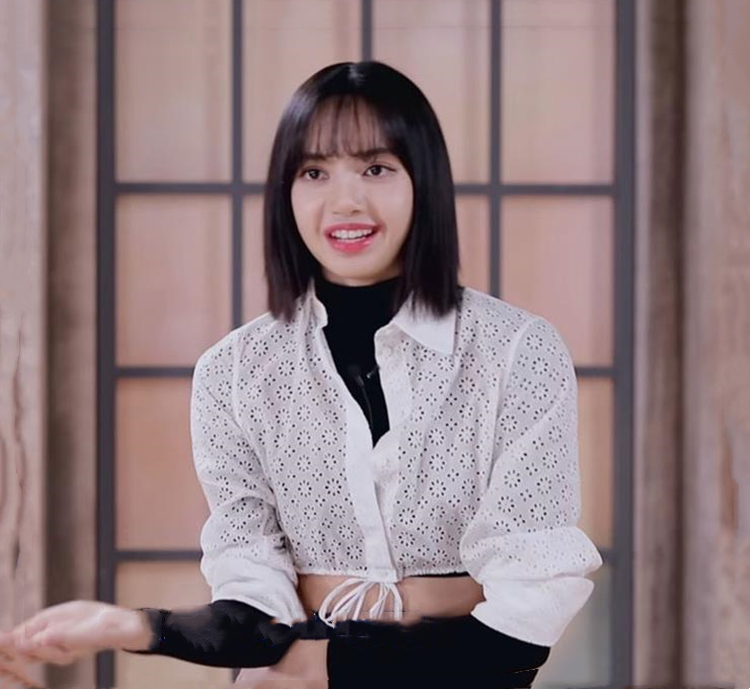 青春有你3lisa同款衣服女白色翻领短款蕾丝衬衫长袖上衣打底衫潮