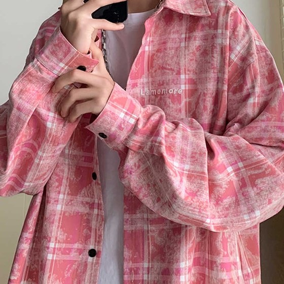 Pink plaid long-sleeved shirt men's summer American fashion brand embroidered tie-dye shirt teenage couple versatile coat
Pink plaid long-sleeved shirt men's summer American fashion brand embroidered tie-dye shirt teenage couple versatile coat