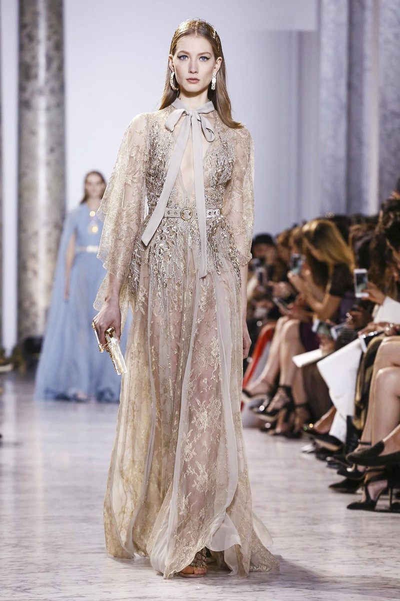 春天来了 快穿上这条美美的纱裙吧