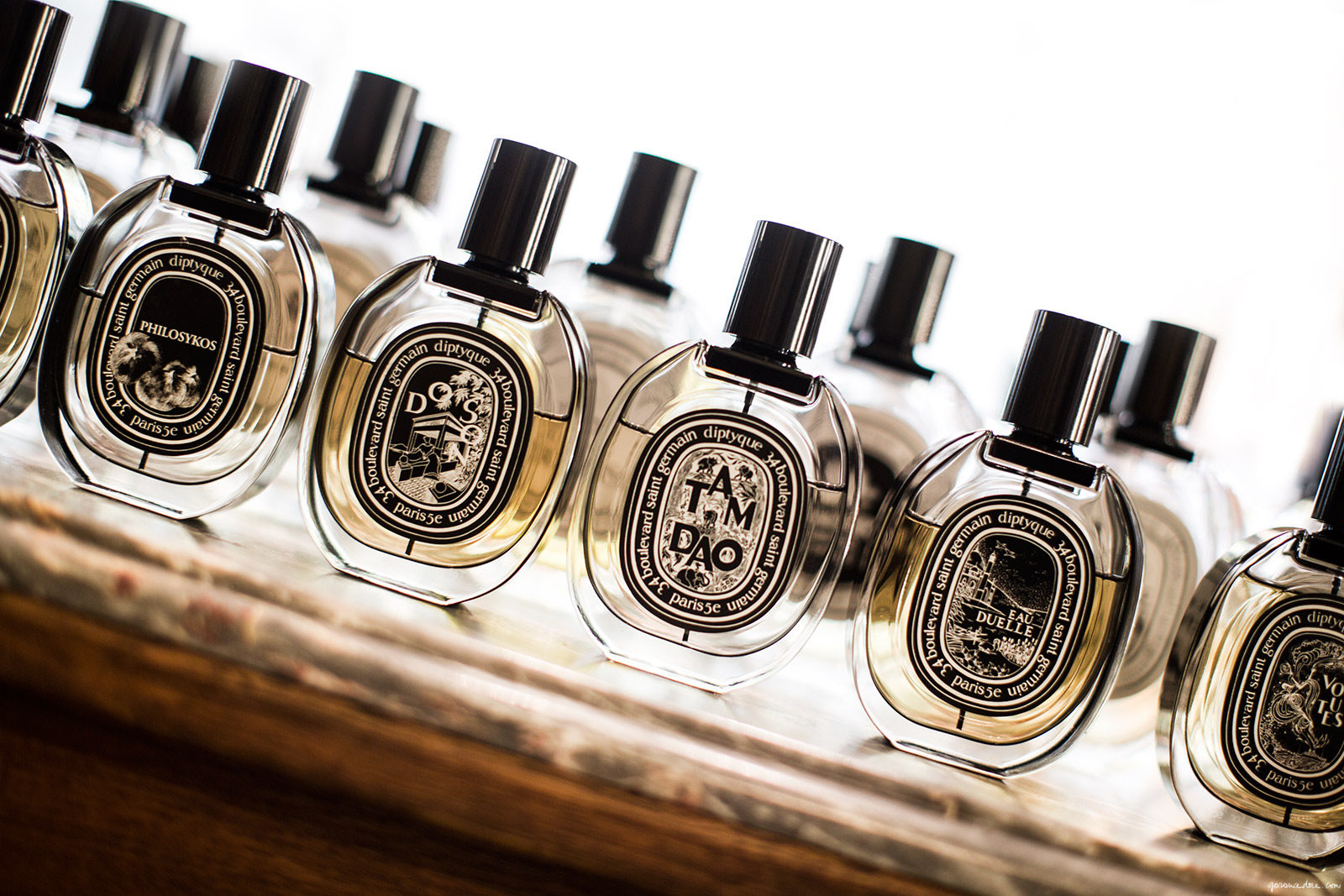 那些瓶身极简风格的气质香