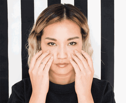 有这9个方法,再也不怕熬夜皮肤变黑!