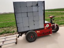Electric back brick machine Construction site automatic brick car back brick car hydraulic fork brick car battery three-wheeled loading and unloading vehicle