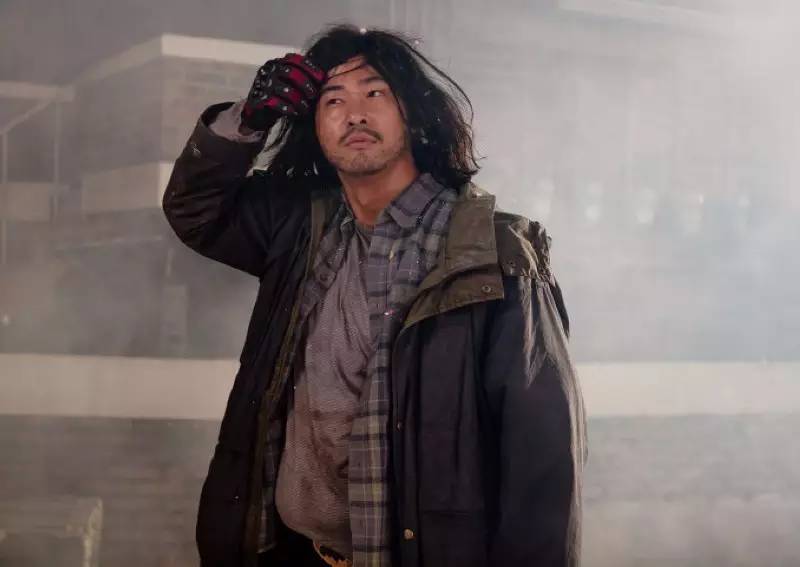 牛仔裤穿起来显地摊?这几个细节要注意!