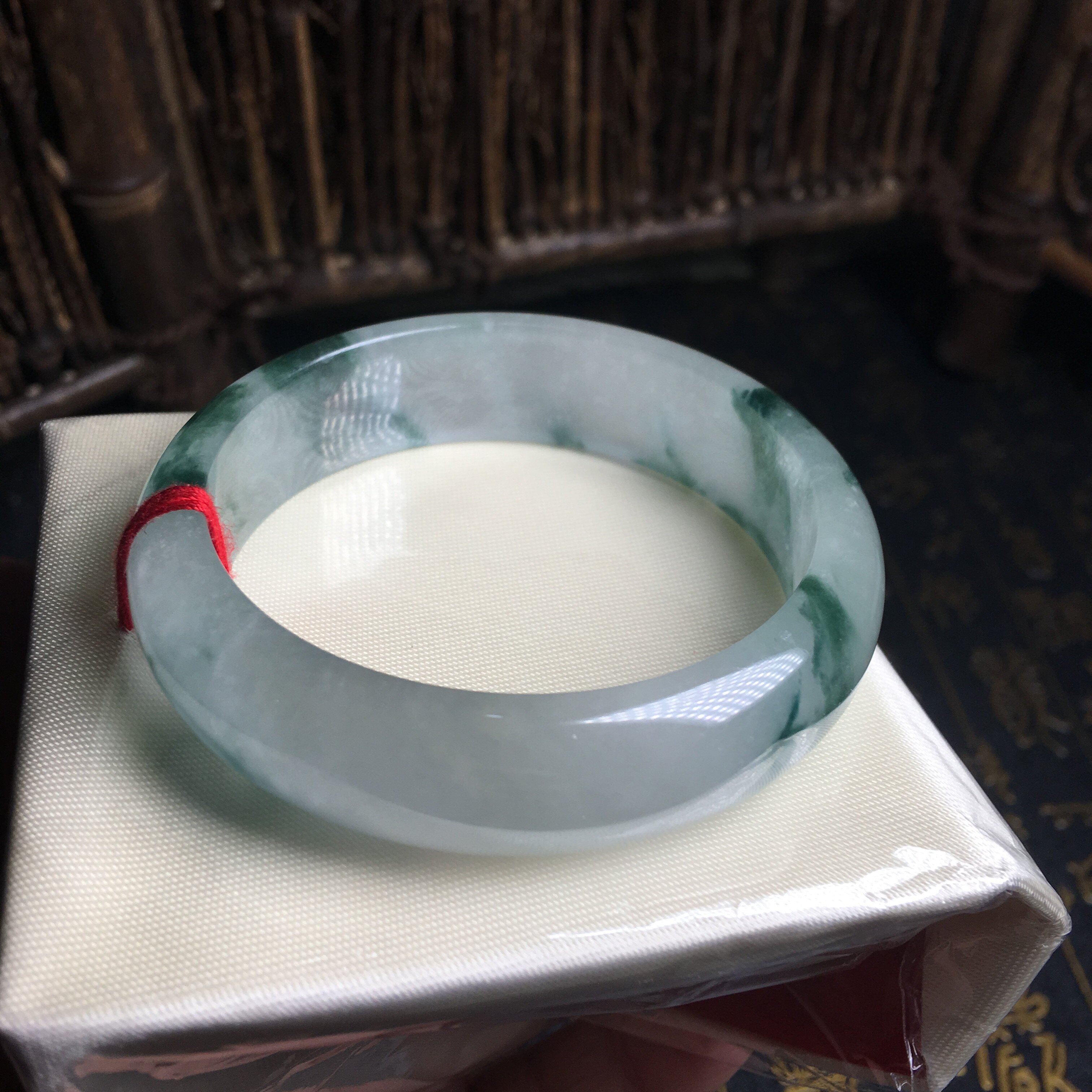 缅甸玉翡翠手镯 冰糯种正装飘兰花飘花女款玉手镯