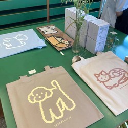 Korean zeroperzero illustration canvas bag portable environmental protection bag small fresh design shopping bag EcoBag spot