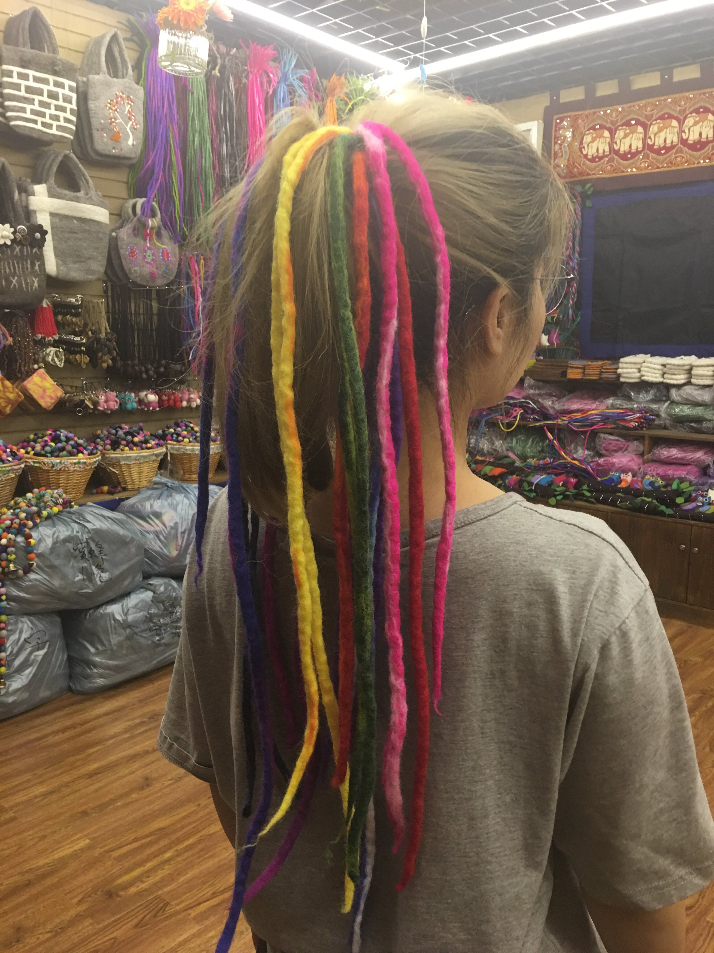 牙买加彩色手工编发脏辫尼泊尔羊毛毡发圈脏辫新款_7折现价45.4元