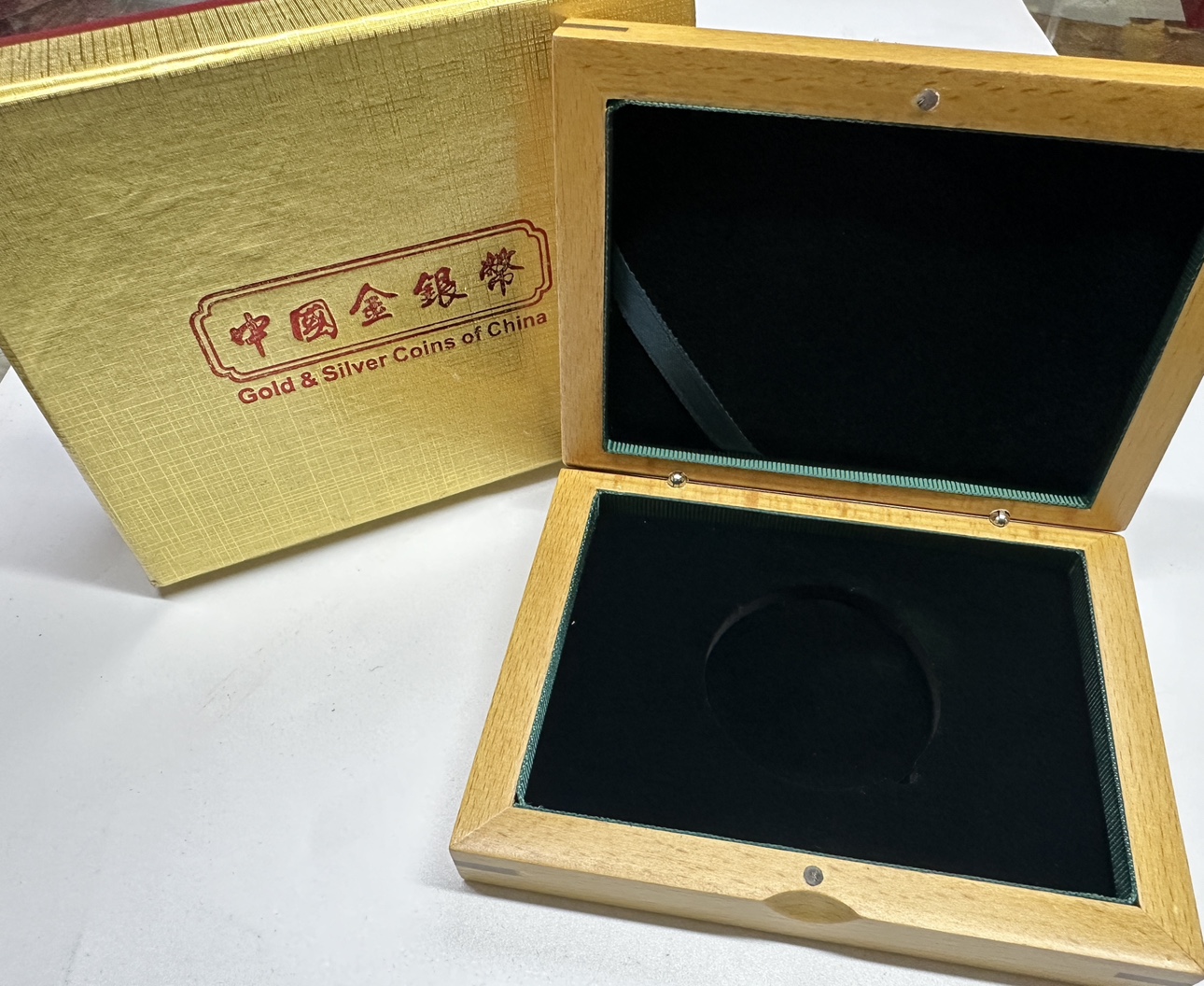 Chinese gold and silver wood boxes can be put in 30 gr or 1 oz all types of silver coins General Silver coin box empty box-Taobao