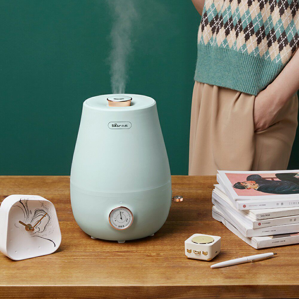 小熊加湿器小型家用办公室静音卧室上加水香薰纯净婴儿空气净化器