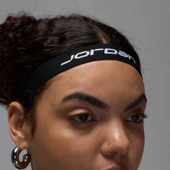 Nike Jordan 실용적인 와이드 버전 헤드 밴드 (3 스트립) 새로운 여름 스타일 편안한 공식 Jordan IF1688 Nike Jordan 실용적인 와이드 버전 헤드 밴드 (3 스트립) 새로운 여름 스타일 편안한 공식 Jordan IF1688