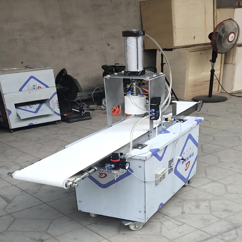 月饼拍饼机小型模具老婆饼烧饼糍粑绿豆饼酥饼机全自动绿豆糕作坊