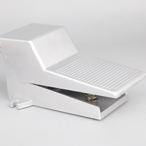 Two four three five-way 4f210-08lg small FV420 320 cylinder controller pneumatic foot valve switch