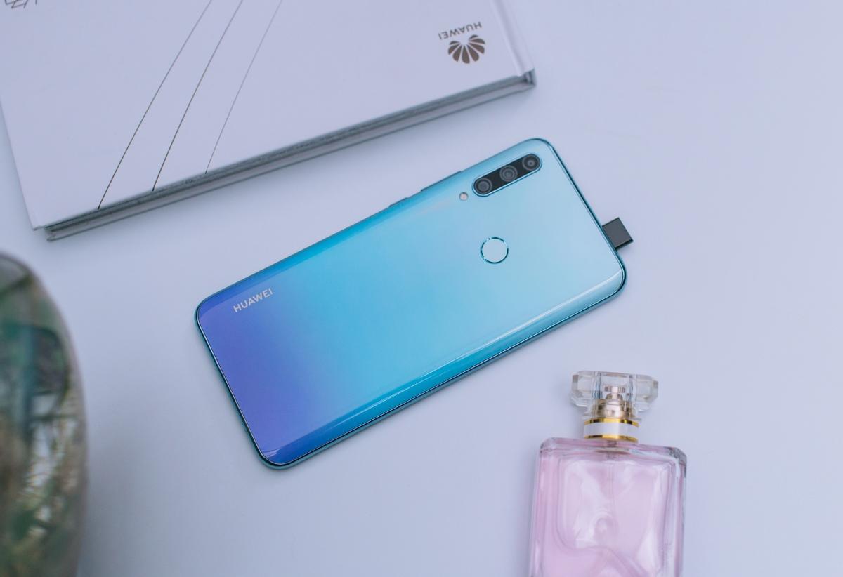 旗舰机都廉价了吗?华为畅享10plus