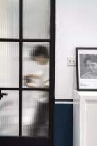 Striped Changhong glass partition Tempered embossed wick Corrugated double grid living room entrance screen background wall customization