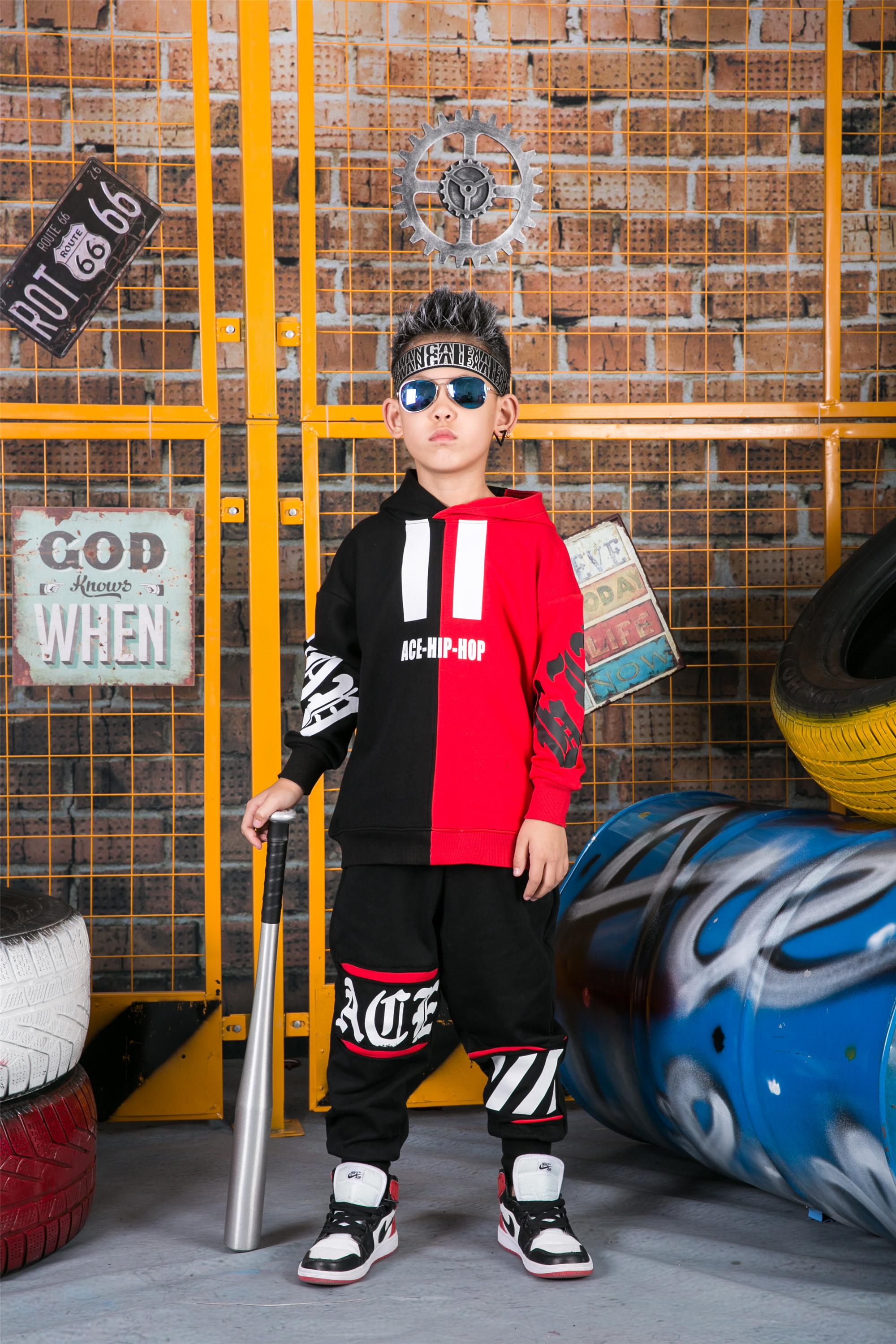 ab版~红黑秋日卫衣