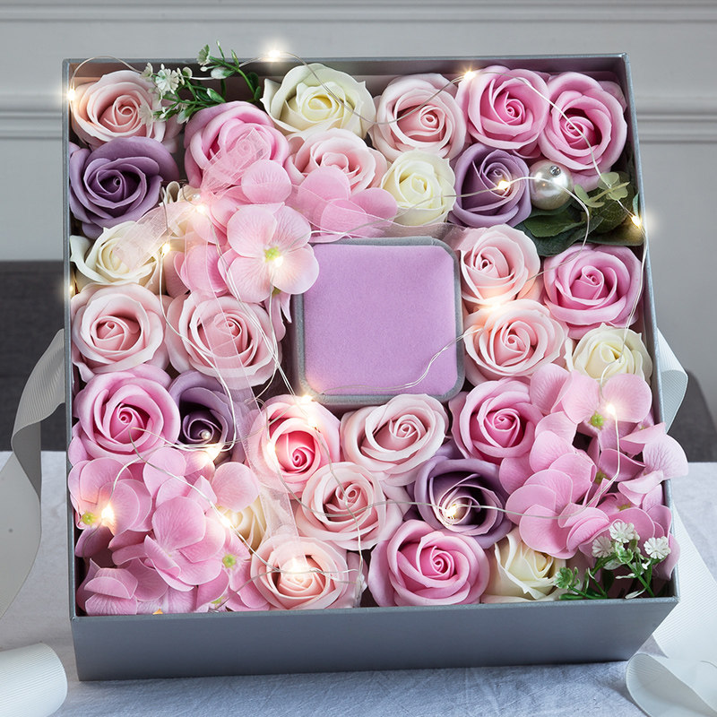 女生礼物表白闺蜜送生日创意特别浪漫节庆用品走心香皂花礼盒女朋