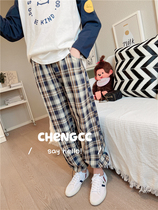 In the spring of 22 foreign style two-wear smiling face loose plaid pants men and women middle-aged and older children straight-leg beam mouth