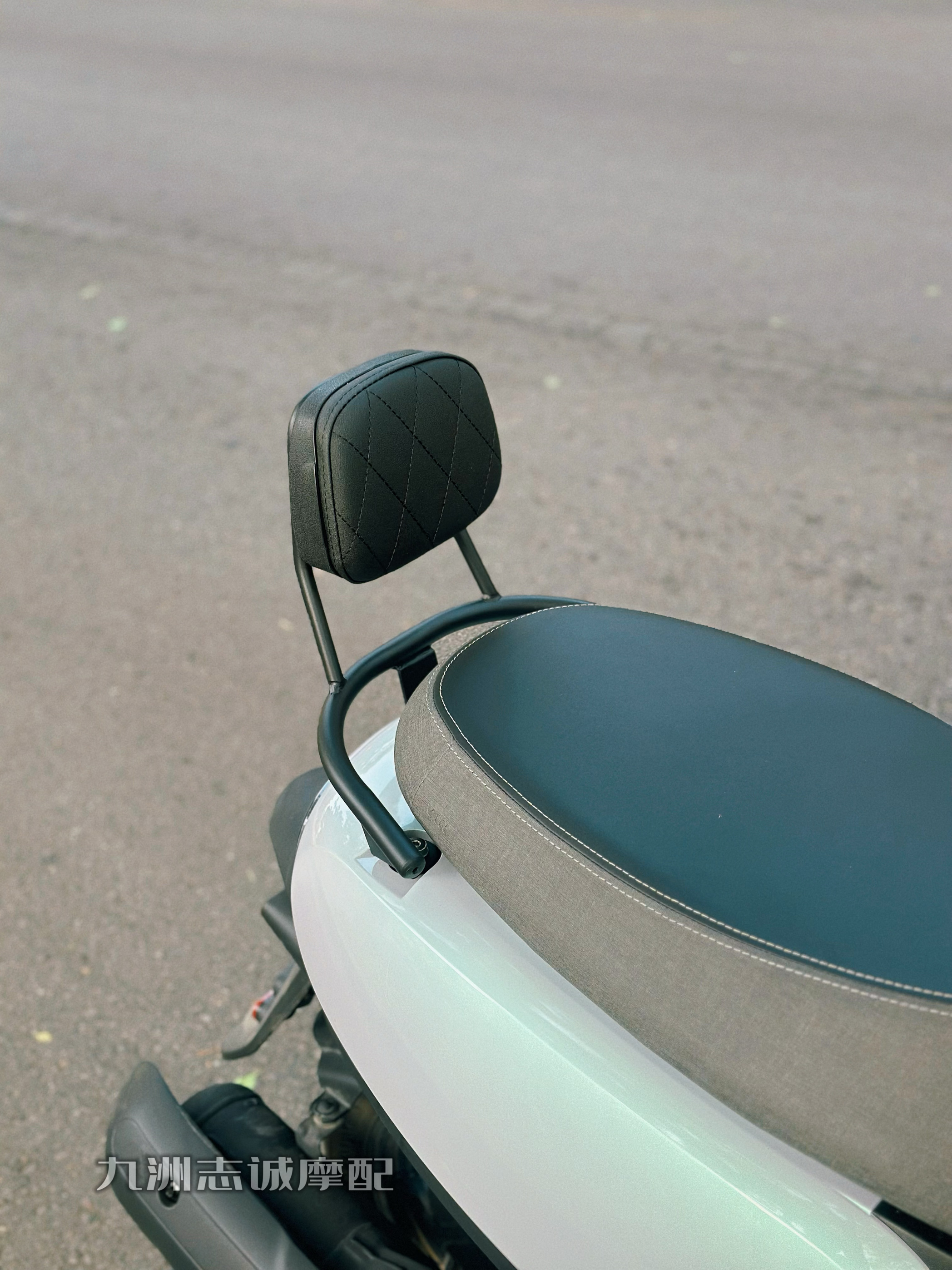 Suitable for SYM Hummingbird CLBCU125 rear rack and armrest modification - AMATI dsr model, including matte black small backrest / multiple front rack styles - Taobao consolidation | Taiwan consolidation | Taobao product purchasing | China product purchasing