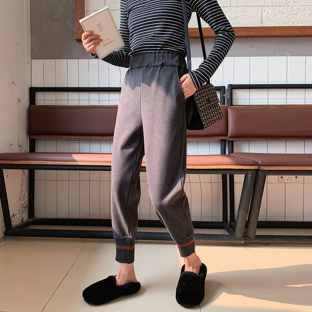 Harlan pants female spring and autumn 2020 new knitted woolen radish pants Korean thick warm warm loose net red grandma pants Harlan pants female spring and autumn 2020 new knitted woolen radish pants Korean thick warm warm loose net red grandma pants