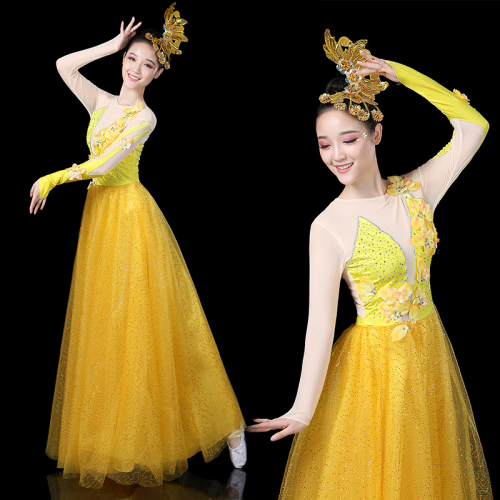 Chinese folk dance costumes for women Opening dance big swing skirt female adult large stage costume atmosphere dance song accompaniment Dance Costume performance Costume