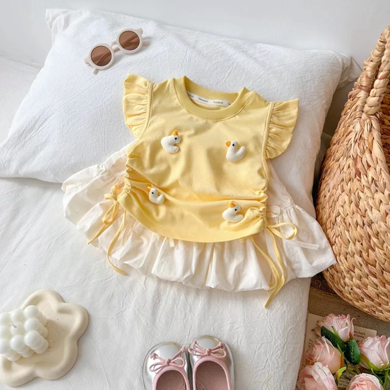 2025 summer new style for girls cute childlike three-dimensional cartoon flying sleeves sweet design short-sleeved top trendy
2025 summer new style for girls cute childlike three-dimensional cartoon flying sleeves sweet design short-sleeved top trendy