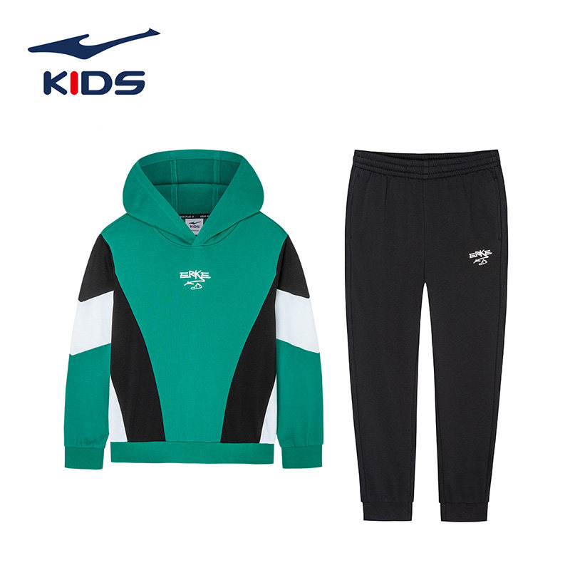 Зеленый перец зеленый