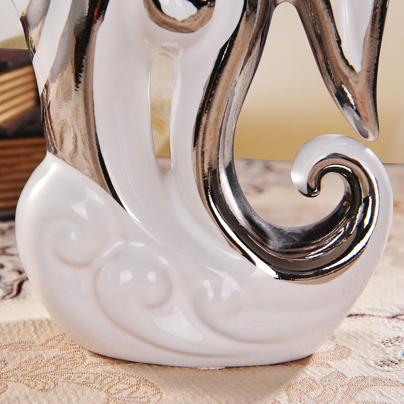 Strong sequence of jingdezhen modern ceramic arts and crafts sitting room adornment wedding gifts creative furnishing articles silver sea fish