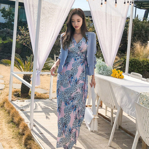 Korean slim temperament V-neck high waist pleated slim slit print dress