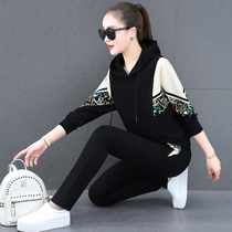 Spring and Autumn Set 2021 New Women Fashion Color Color Cotton Calf Pants Tide Ocean Air Age Age Leisure Leisure Two Piece Sportswear