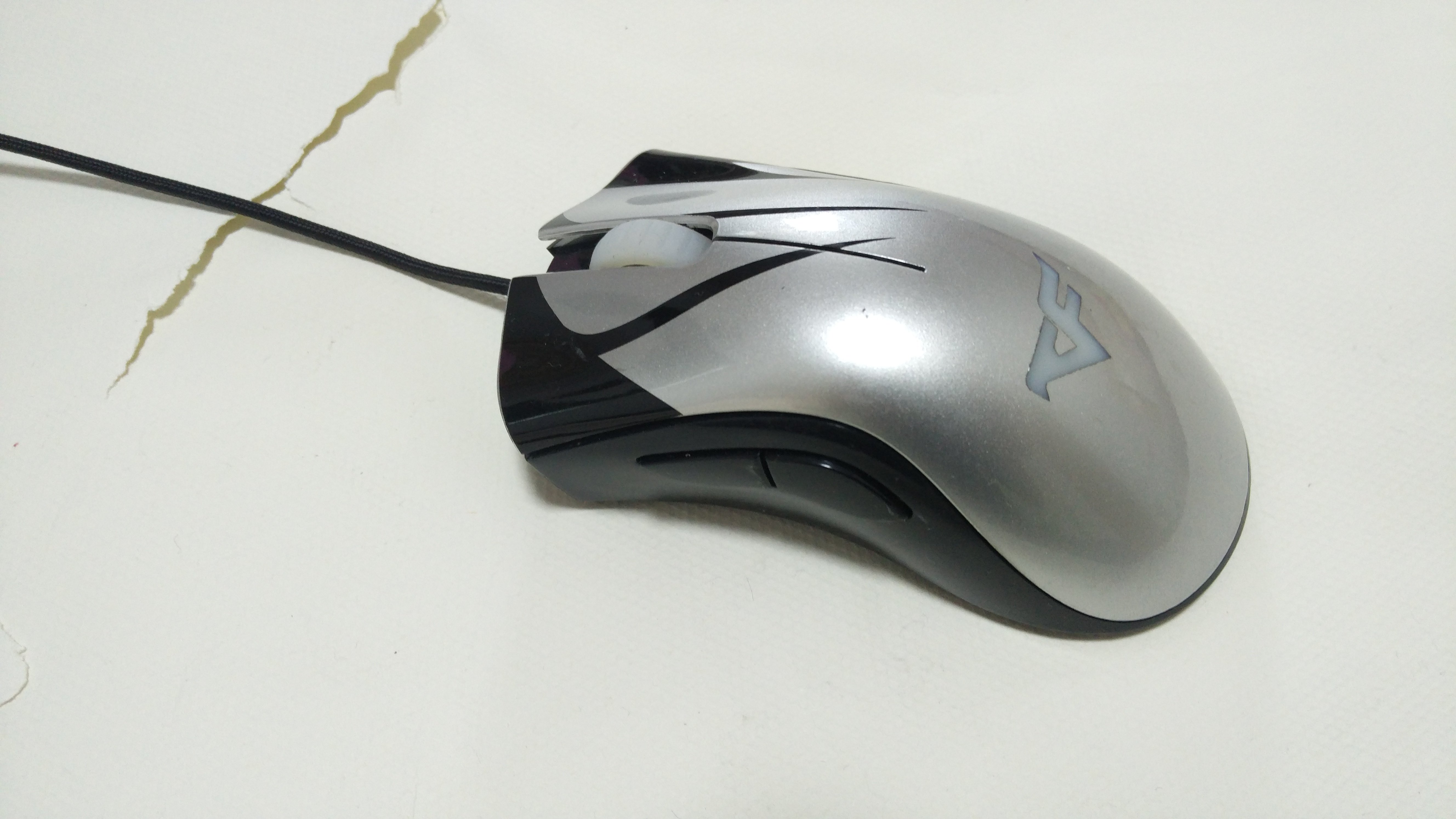 雷蛇炼狱蝰蛇鼠标换微动_雷蛇炼狱蝰蛇鼠标驱动中文版_雷蛇炼狱蝰蛇