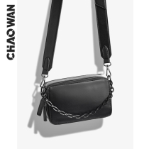 High level sense square male bag Chaulet card with small crowdsourced design chain decoration inclined satchel double zipper portable mens small square bag