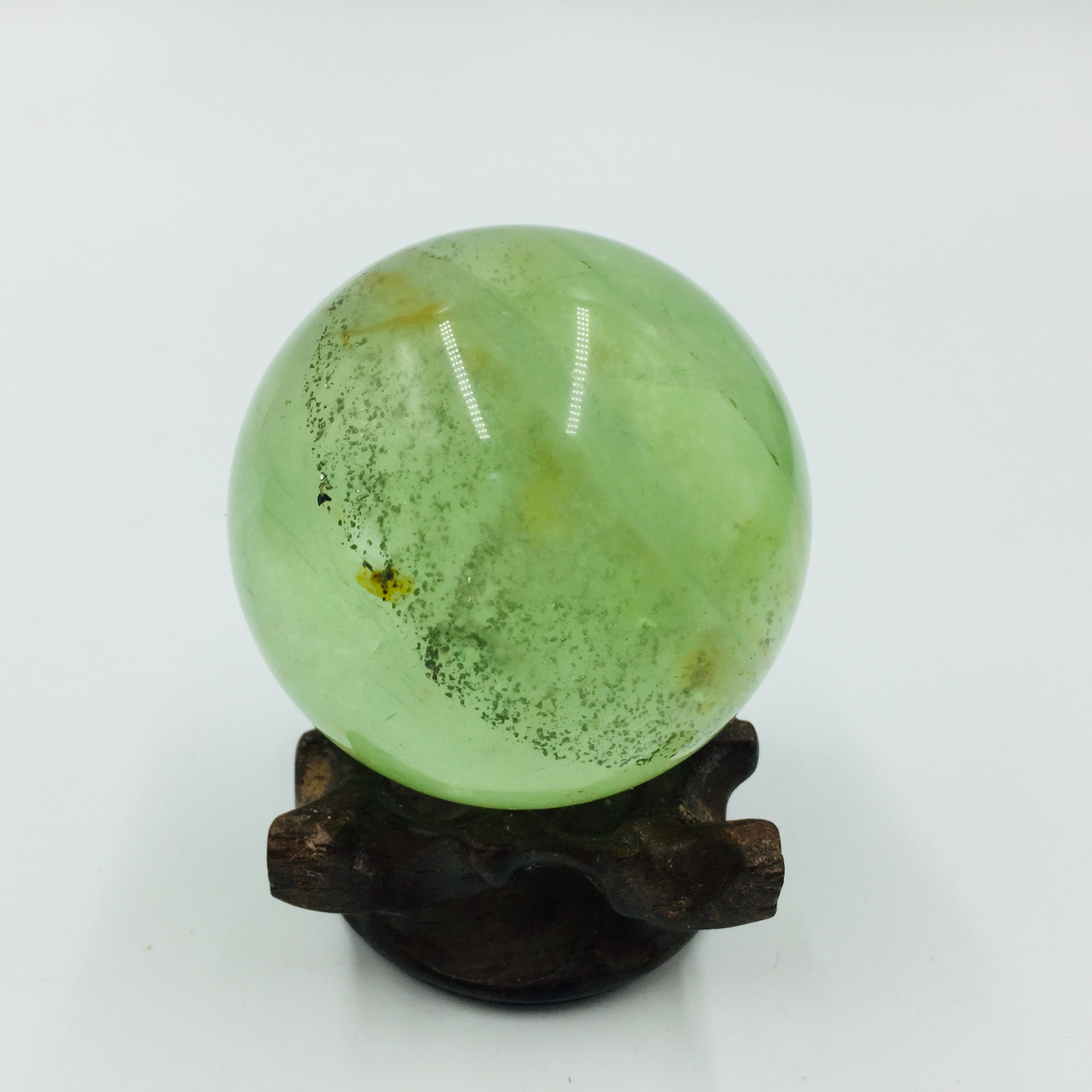 天然绿萤石水晶能量球摆件 家居风水摆件 办公室装饰摆件仪式摆件