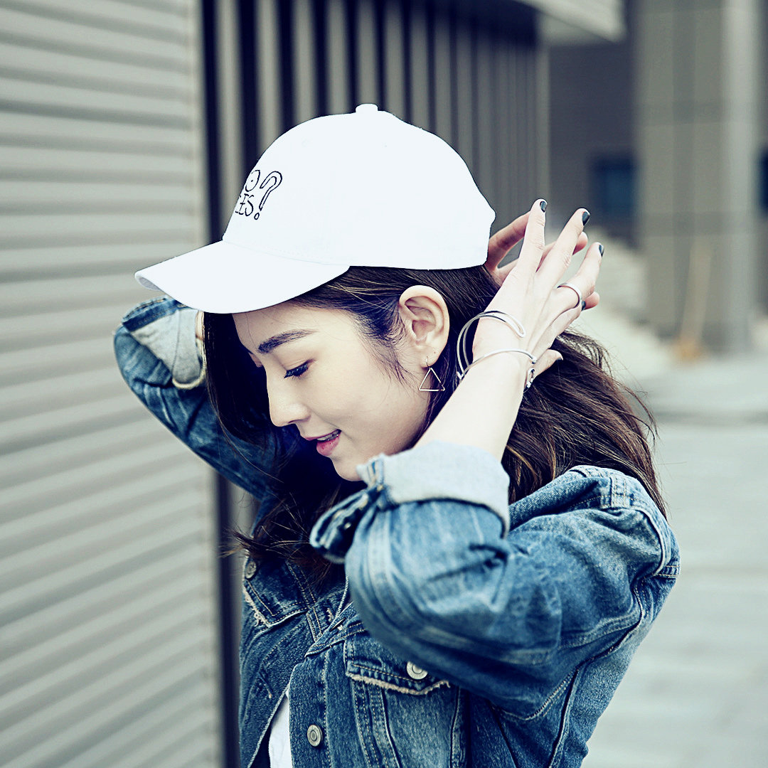 韩版春夏款休闲百搭鸭舌帽子女黑白运动遮阳棒球帽户外出游小白帽