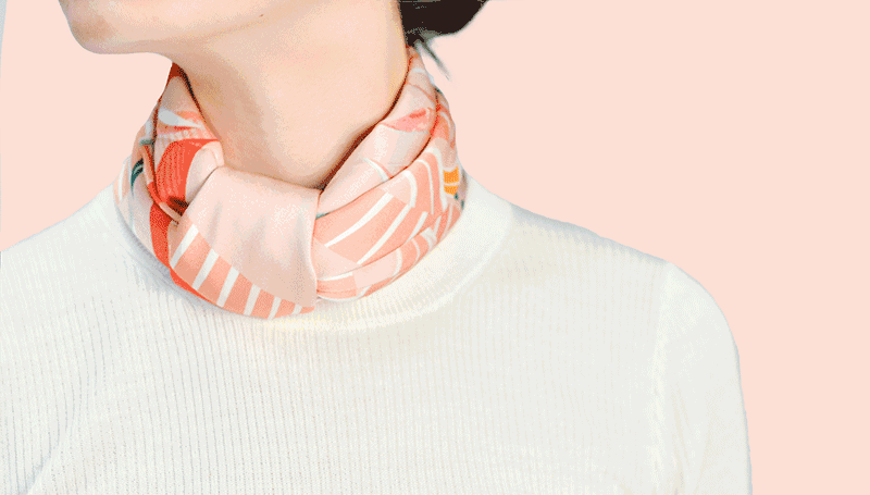 给大家搜罗了部分丝巾和丝带的戴法, 简单随意,但又时尚得很,赶紧收起