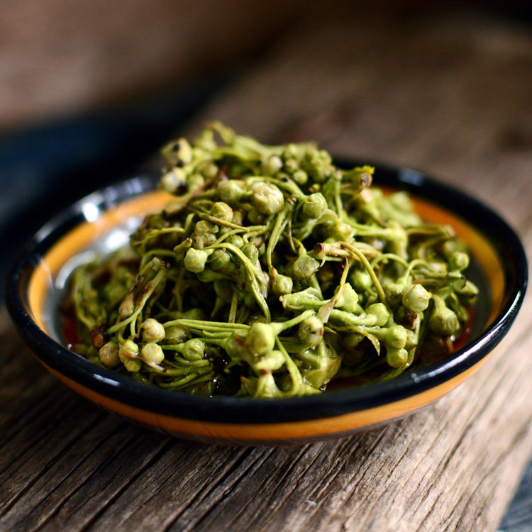 云南野味之鲜花入菜