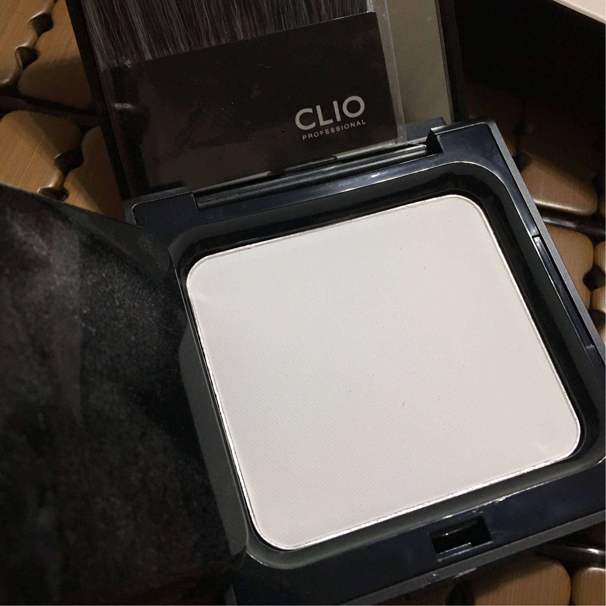 珂莱欧轻盈控油粉饼