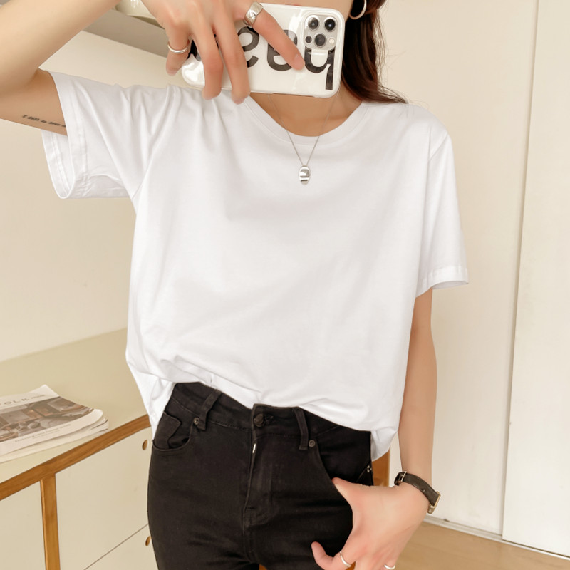 images 0:European station white t-shirt short sleeve spring and summer 2022 new round collar pure white t loose inner complex ⁇ top images 0:European station white t-shirt short sleeve spring and summer 2022 new round collar pure white t loose inner complex ⁇ top