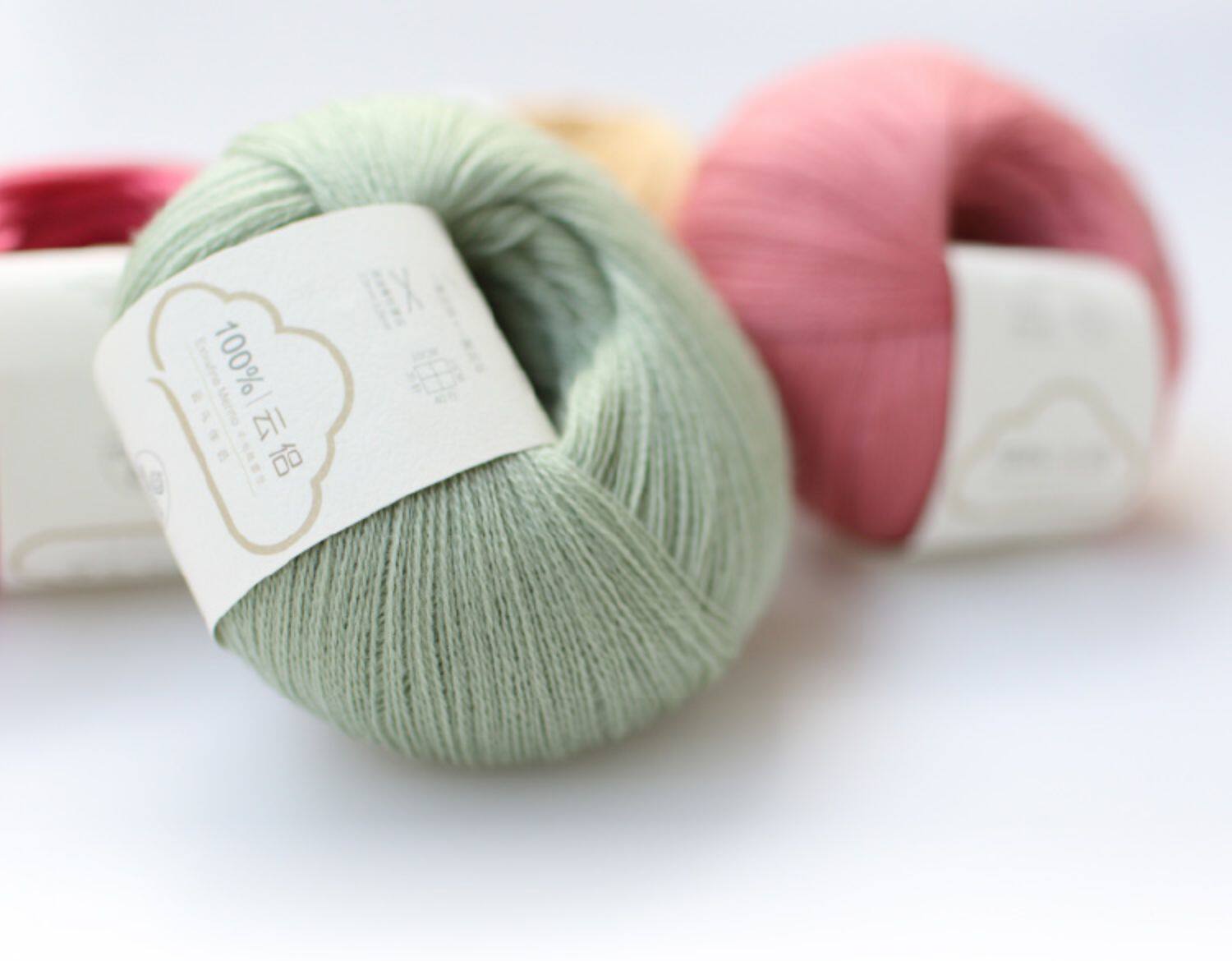 云侣羊毛蕾丝毛线手工编织细线云马马海毛配线围巾披肩线