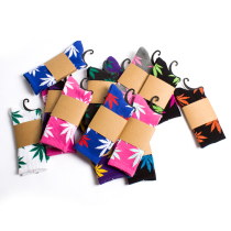 Tide Maple Leaf hemp sock dead flying skateboard mid-height cotton socks colorful sports socks Women Basketball Mens hosiery