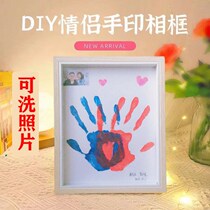 diy couple handprint photo frame birthday present girl sends boyfriends best friend creative hands and feet print to remember meaningful