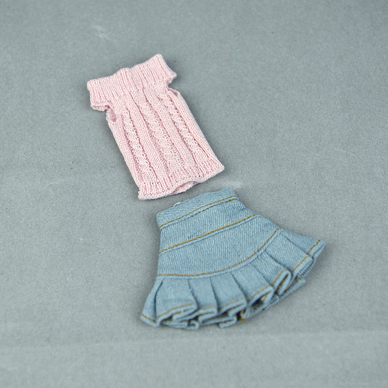 6 -point doll clothes change doll OB Xinyi FR2 supermodel Momoko peach blythe pink sweater 6 -point doll clothes change doll OB Xinyi FR2 supermodel Momoko peach blythe pink sweater
