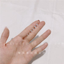 Small earbone zircons Ears Nails Female Super Shiny small minimalist male and female anti-allergy sleep without picking up earrings