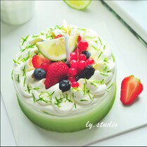 Luyu green refreshing summer matcha cake fresh fruit cream cake afternoon tea dessert Xiamen city city