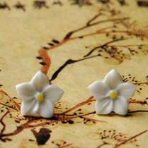 Jingdezhen Ceramic jewelry ethnic wind jewelry white small flower nails female steel needle stand