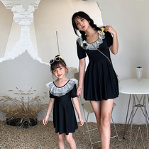 New family outfit parent-child swimsuit mother and daughter one-piece dress girl girl cute slim Swimsuit Beach swimsuit