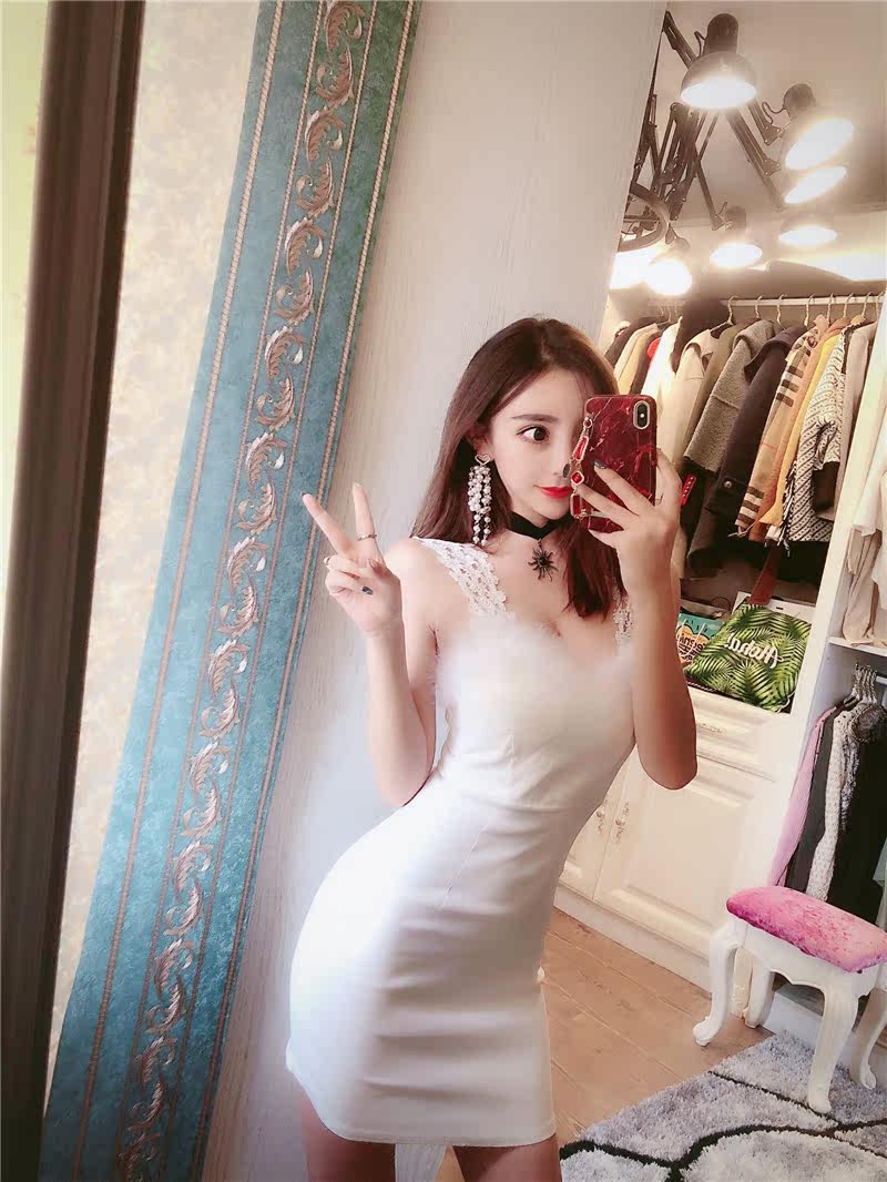 7869新款夜店风毛毛深v底胸蕾丝花边吊带连衣裙